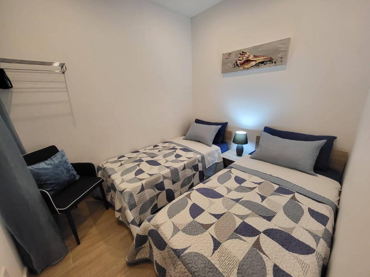 Seafront Apartment No 10 Marsalforn Esterno foto