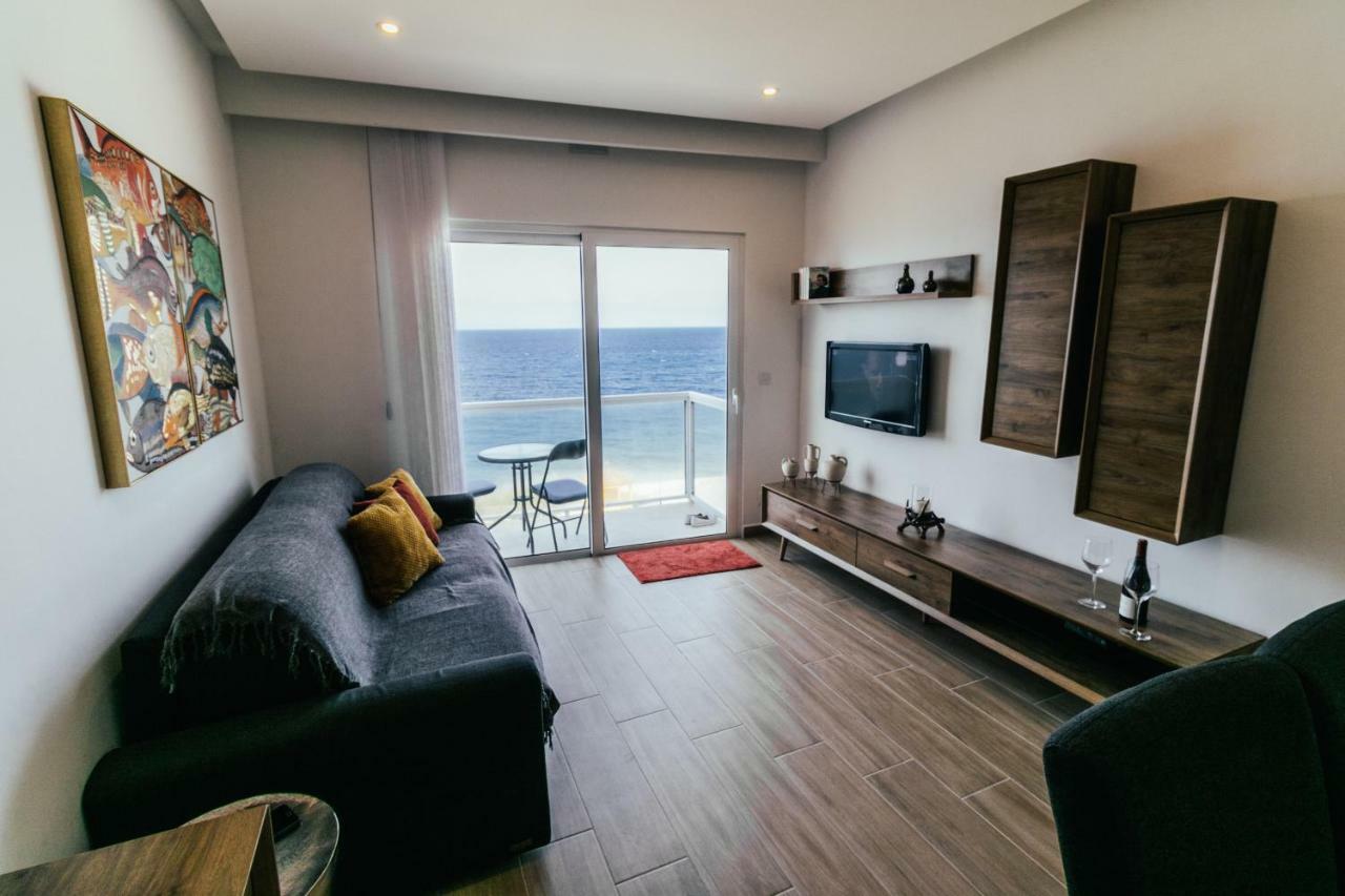 Seafront Apartment No 10 Marsalforn Esterno foto